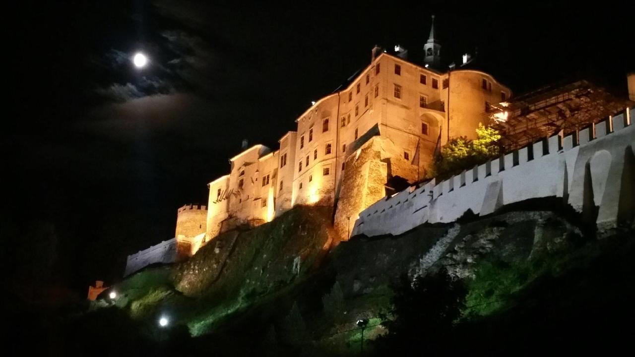 Penzion Na Zastavce Cesky Sternberk Εξωτερικό φωτογραφία